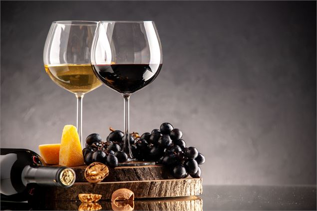 verres de vins - freepik