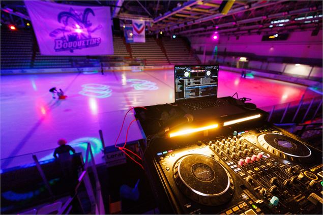 Soirée nocturne à la patinoire_Les Allues