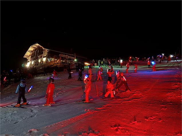 Enfants et moniteurs ESF - OT Flumet/St Nicolas