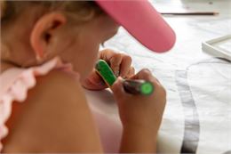 Créa’Monstres : Baguette magique d'Halloween_Samoëns - Mathilda MANZI