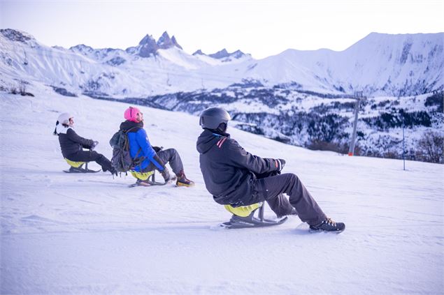 Aperigliss avec le Mustang - Albiez Animation
