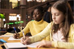 dictée - DCStudio_Freepik