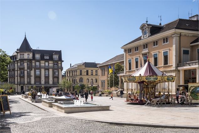 Cérémonie en l'honneur d'Yvonne Riss_Annemasse