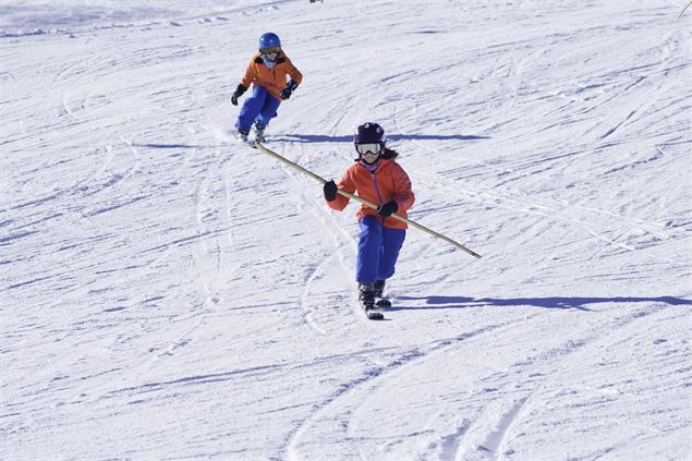 Mouch'Paba & childrenrace_Thyon