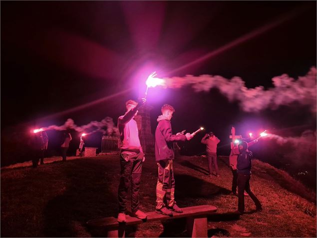 Octobre Rose - Illumination des sommets_Lullin - Amicale des Sapeurs Pompiers de Lullin