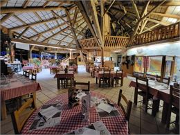 Intérieur de la Taverne de l'Arc - La Taverne de L'Arc