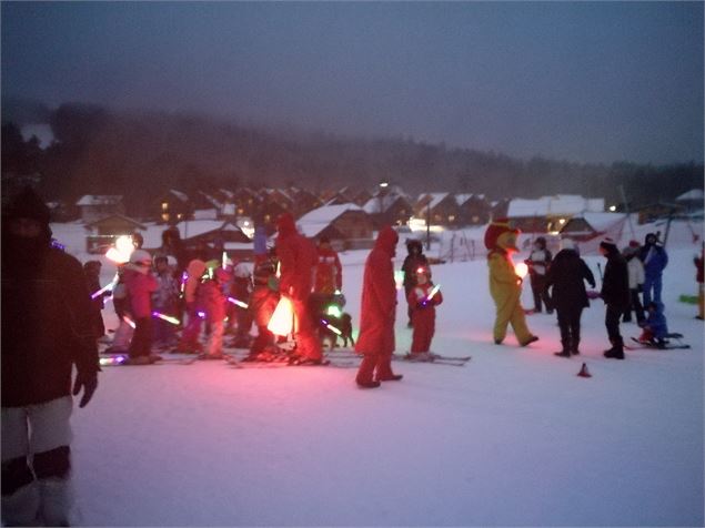 Descente aux flambeaux des enfants - S.Urruty