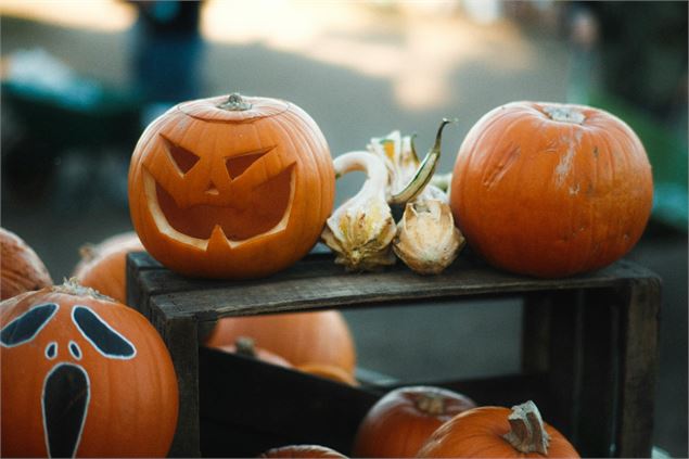 Halloween sur les marchés d'Ambérieu-en-Bugey - Unsplash