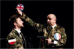 Théâtre : La Maison Serfouette - Quatorze (farce macabre !)_Chavanod - Etsy