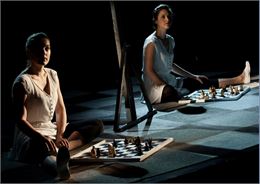 Alice au Pays des Merveilles - Festival Antibrouillard - Cie Les Enfants Sauvages