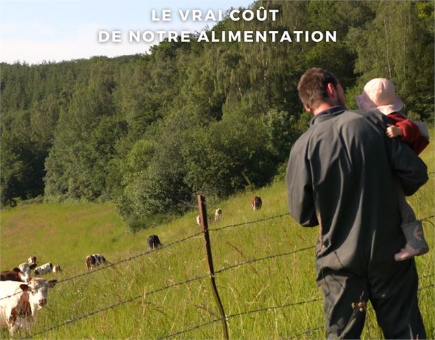 affiche agriculteur enfant et vaches - Alimenterre