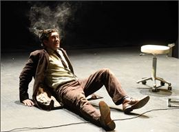 Luc Chareyron : Ça résiste ! - Théâtre - Festival Antibrouillard - Violaine Parcot