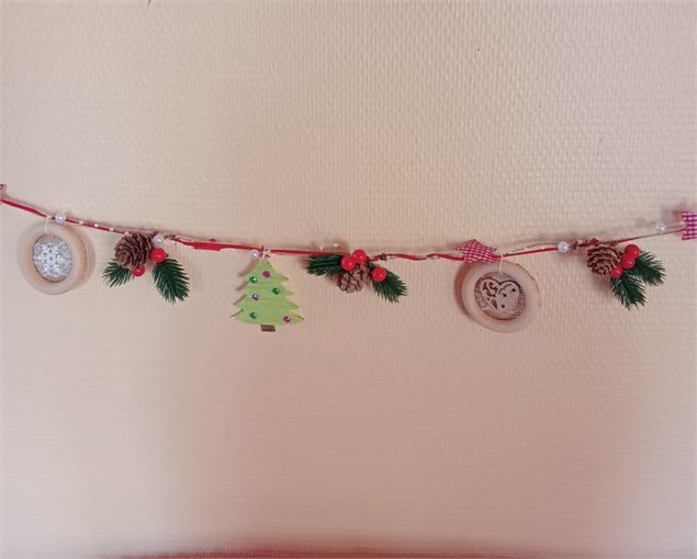 Atelier « Fabrication d'une guirlande de Noël »_Morzine
