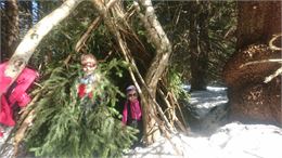 Sortie fabrication de cabanes - Praz de Lys Sommand Tourisme