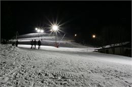 Ski Nocturne à Hirmentaz_Bellevaux - Remontées mécaniques Hirmentaz