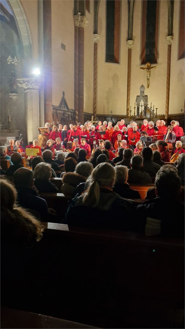 Concert de Noël - Chœurs de La Biolle et Versonnex - Commune d'Entrelacs