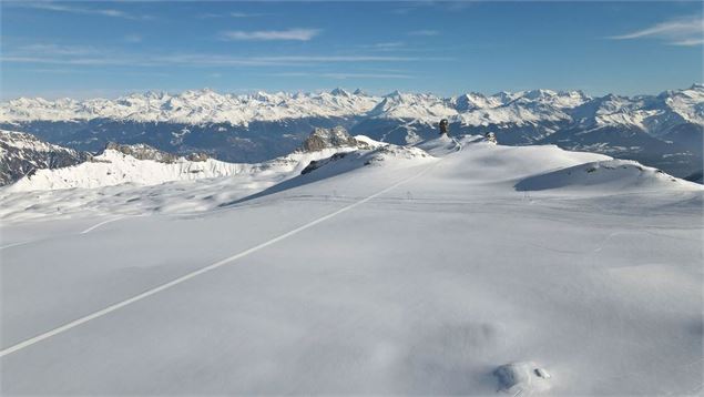 Ouverture des pistes de ski et lancement de la saison hiver du Glacier 3000 - Glacier 3000