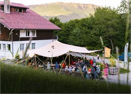 Le Camp de Base du Bruant_Burdignin - Le Bruant