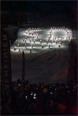 Descente aux flambeaux du Nouvel An_Valmeinier - Alban Pernet - OT Valmeinier