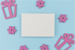 Création carte cadeau - Freepik