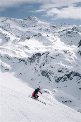 Skieur - Val d'Isère - Tristan Shu