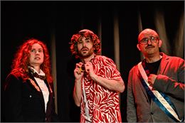 Pièce de Théatre - A l'aube_Les Gets - Cie des angles ronds