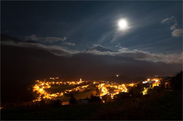Aussois de nuit - mairie Aussois