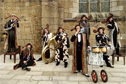 Fanfare "Gipsy Rennes de Noël" x Gipsy Pigs - Bonjour l'Hiver_Annemasse - Jean-Louis Cipres