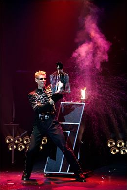 Spectacle "Magie en scène"_Moûtiers - Stan Vitko