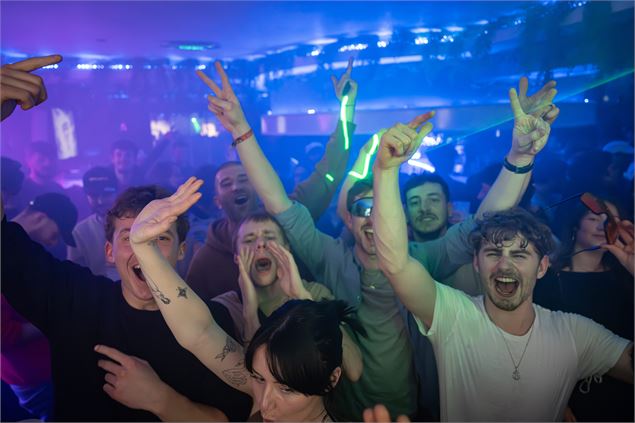 Soirée hits Downtown bar Méribel