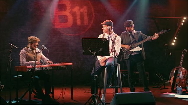 Yesterdays is a group of covers: Pop, Soul, Funk, French and international variety. - Yesterdays