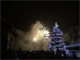Feu d'artifice à La Giettaz - Office de Tourisme du Val d'Arly