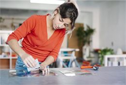 Atelier gravure sur Tétra Pak - Bibliothèque Val de Bagnes