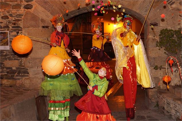 Le Bal des Lampions (Aix en Fêtes) - Compagnie Cielo