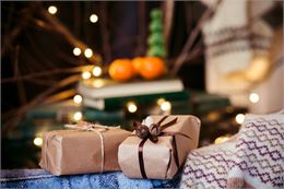 Marché de Noël - Freepik