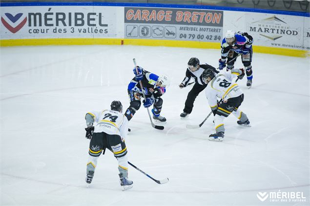 Match de hockey sur glace : HCMP VS Strasbourg_Les Allues