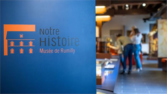 Visite guidée de l’exposition temporaire – Rumilly d’ici et d’ailleurs, histoires de migrations_Rumi