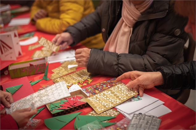 Noel International : ateliers créatifs - Ville d'Annecy