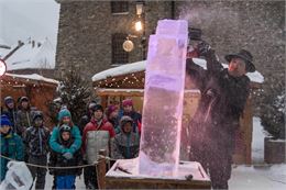 Démonstration de Sculptures sur Glace par Christian Burger à Valloire ! - A. Pernet / Valloire Touri