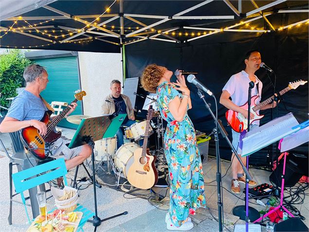 After-ski : Concert de Pantone au Grizzly_Les Carroz-d'Arâches