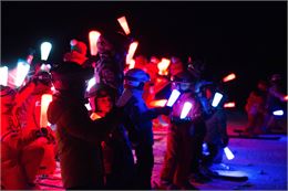 Descente aux flambeaux des enfants