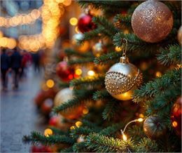 Lancement des illuminations de Noël_Cluses - CANVA