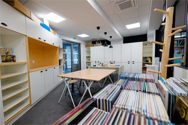 Ateliers mosaïque et céramique avec Lorène_Courchevel - Vadim Molin