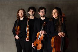 Les membres du Quatuor avec leurs instruments - Ferrante Ferranti