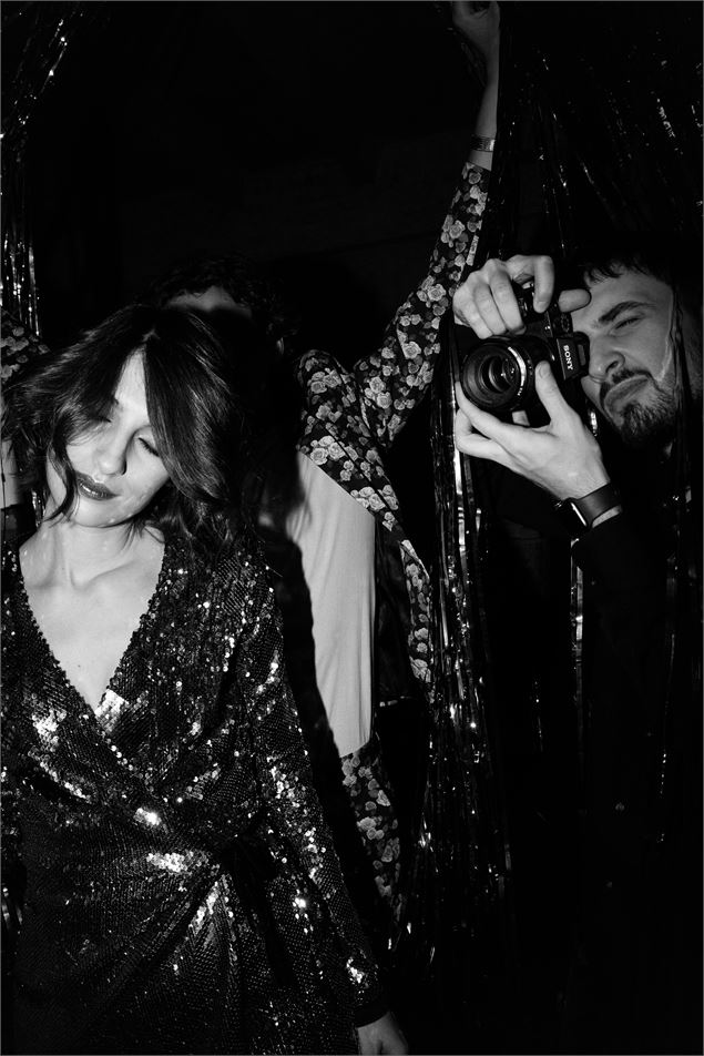 DJ set et paillettes_Courchevel - Cottonbro