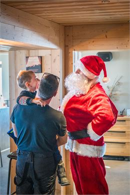 Venue du Père Noël au 1647_Manigod - 1647