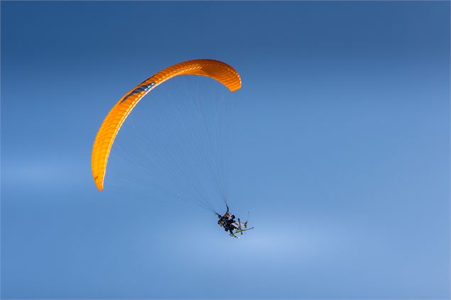 Parapente hiver à Praz sur Arly - Hervé Leboilt