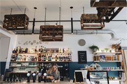 Vue d'ensemble de l'intérieur du restaurant - L'accordéon