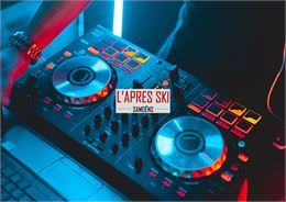Platines de DJ - Canva