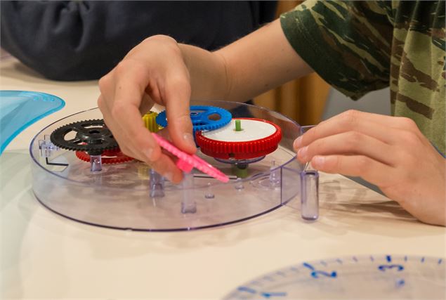 Atelier découverte - << Secrets d'horlogers >>_Cluses - Musée de l'horlogerie et du décolletage